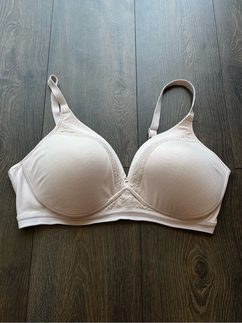 Olga Bra with Lace Trim
